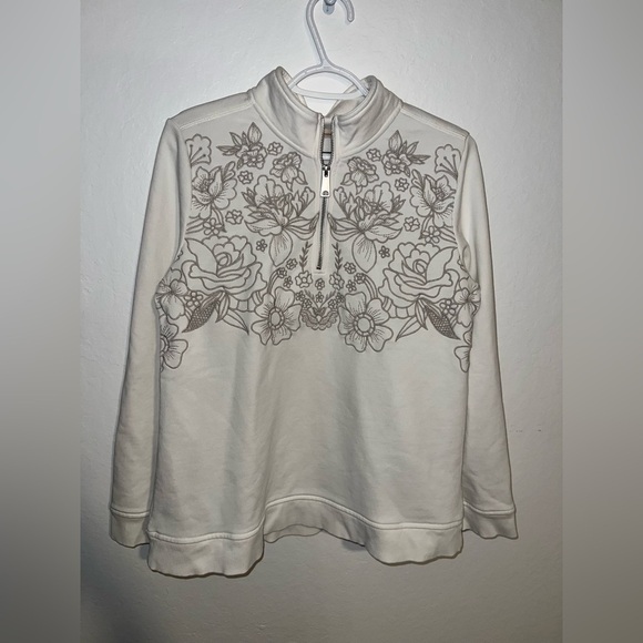 Soft Surroundings Embroidered 1/4 Zip Sweatshirt Size M - Picture 1 of 4